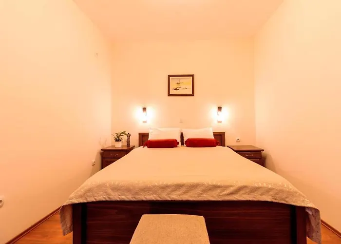 Downtown Rooms