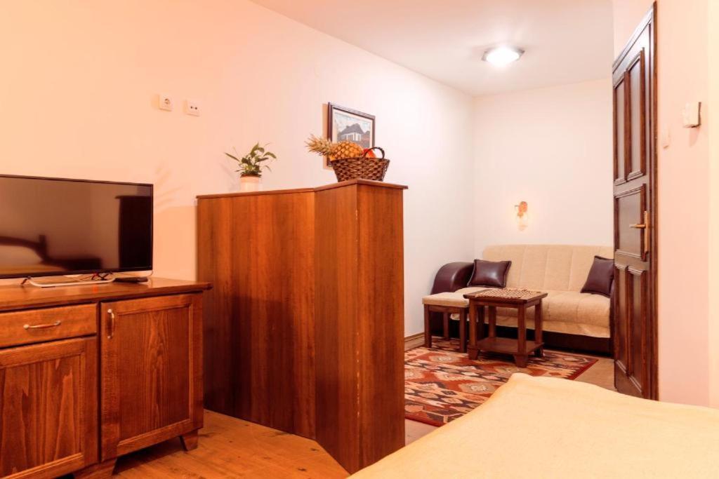Downtown Apartament